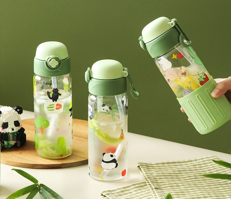 Crystal Paradise Glass bottle with straw