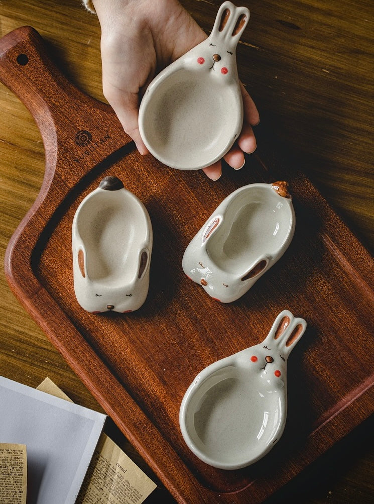 Animal world - Lying Rabit Sauce Dish