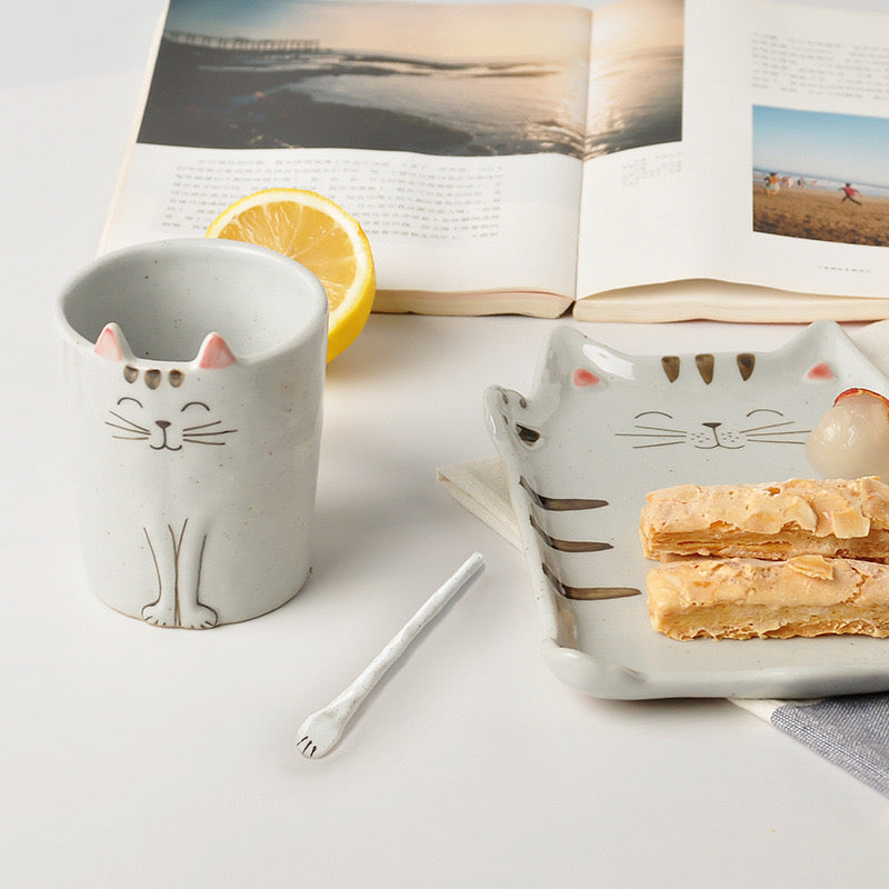 Purrfectly Cozy Cat Plate