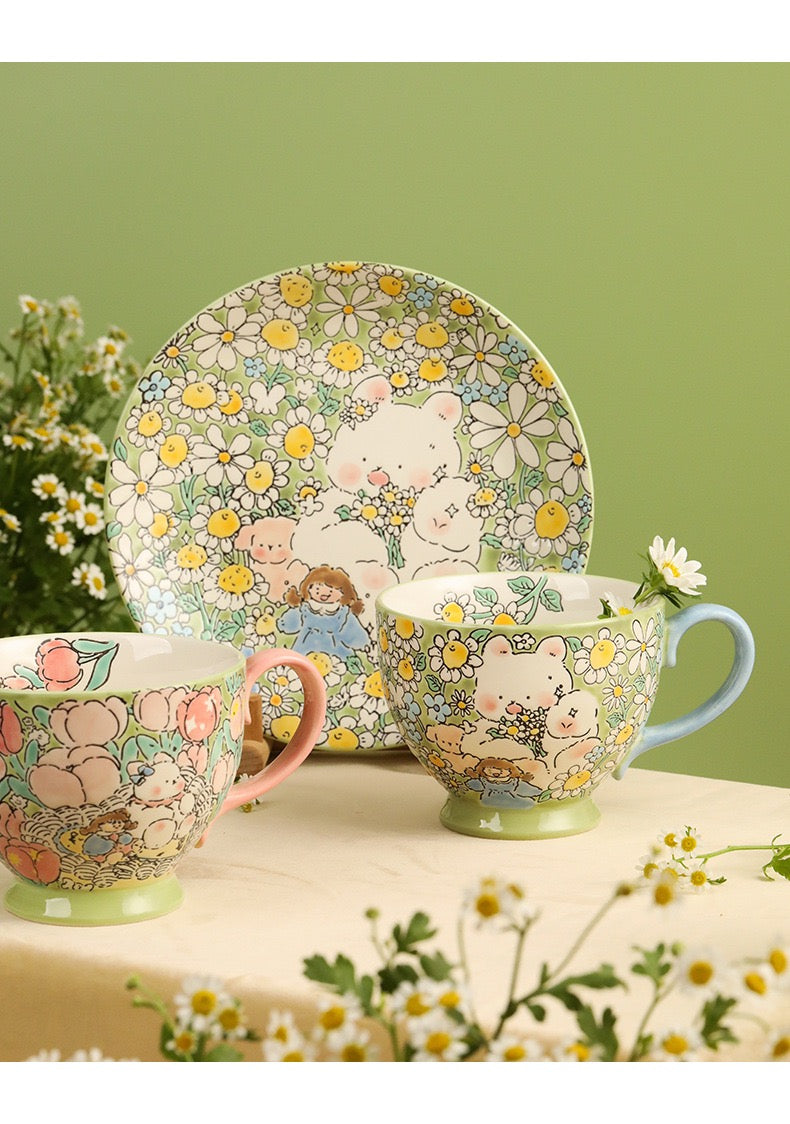 Alice's Daisy Cup