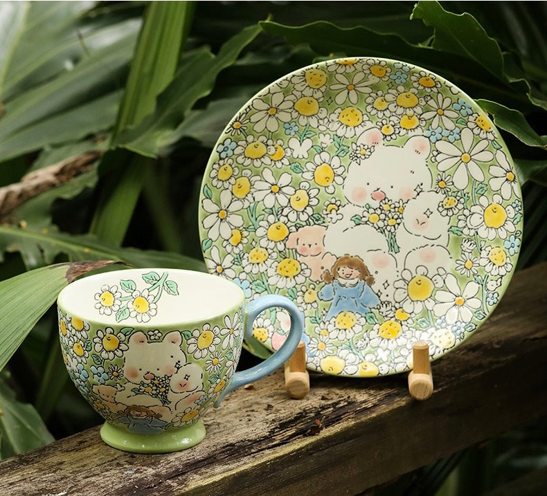 Alice's Daisy Cup